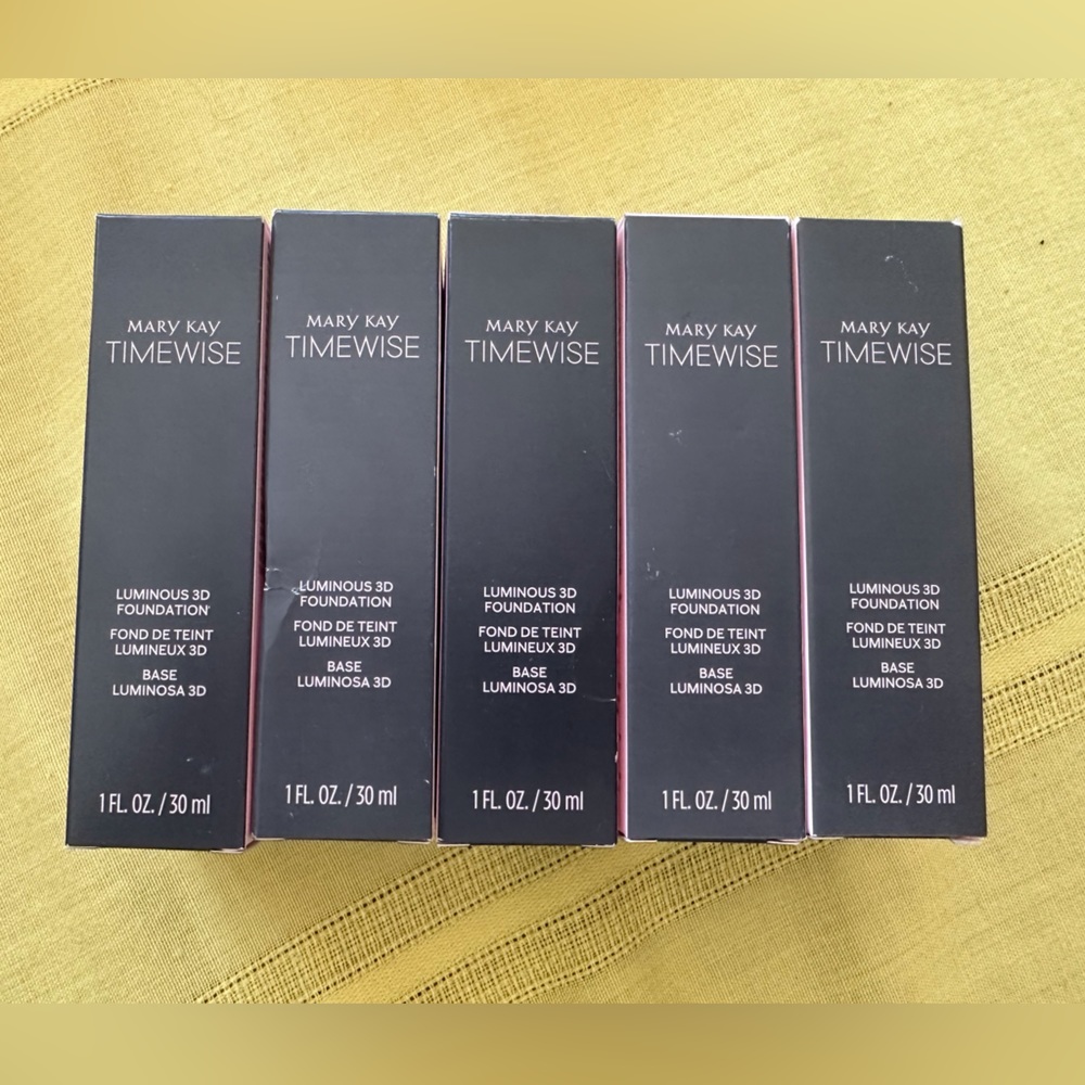 Mary Kay Luminous 3D Foundations multiple shades available check description